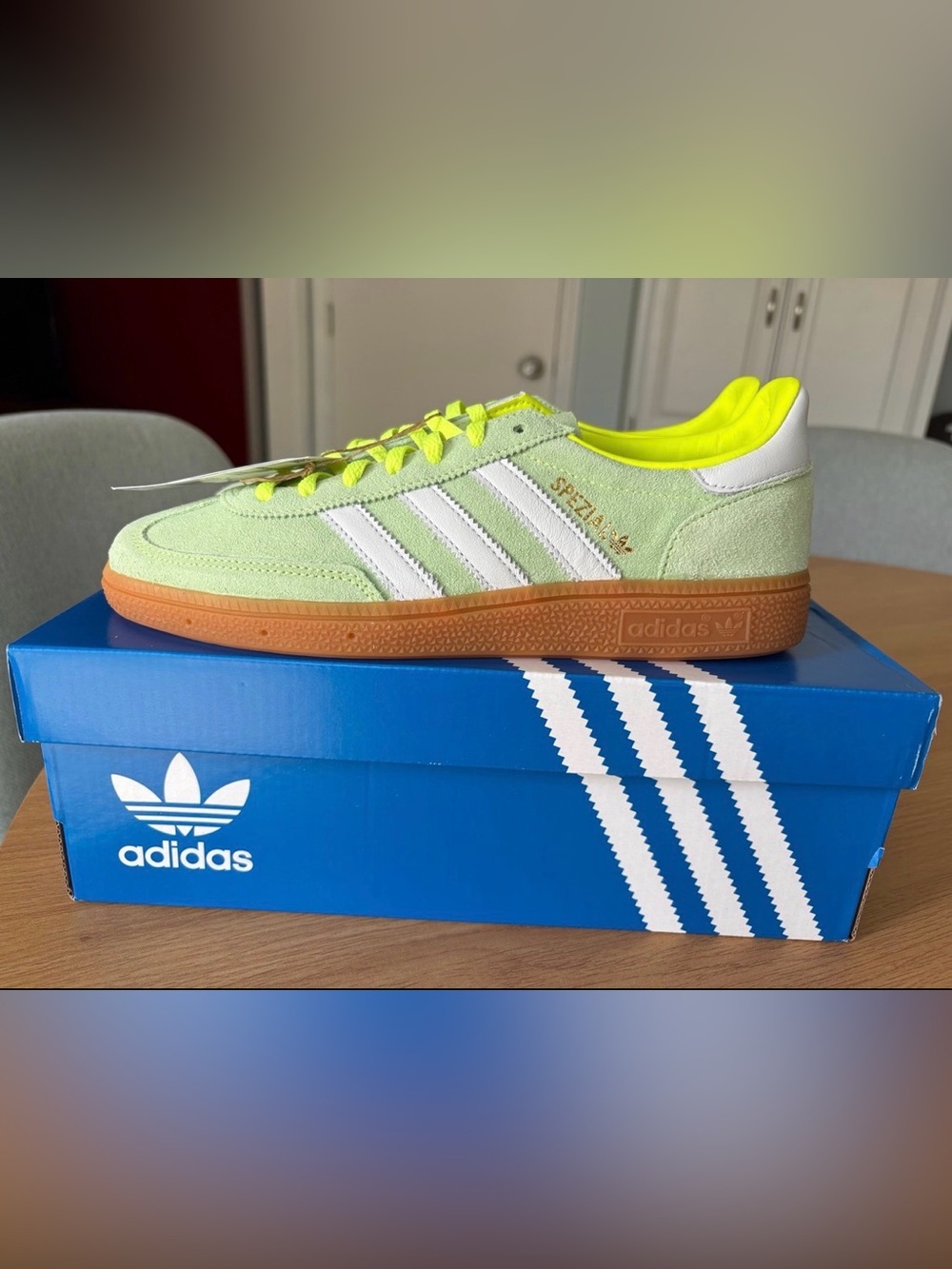 NWT Adidas Women’s Handball Spezial green/yellow shoes - size 8.5
